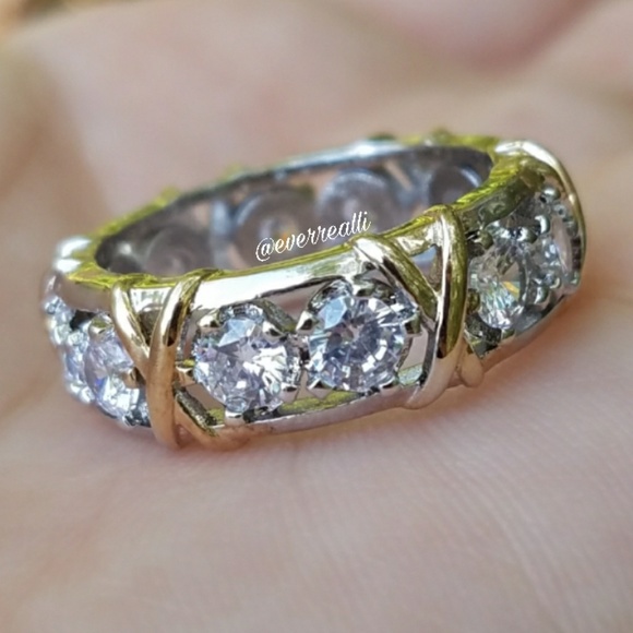 Two Tone X O Eternity Wedding Band Ring - Picture 3 of 8
